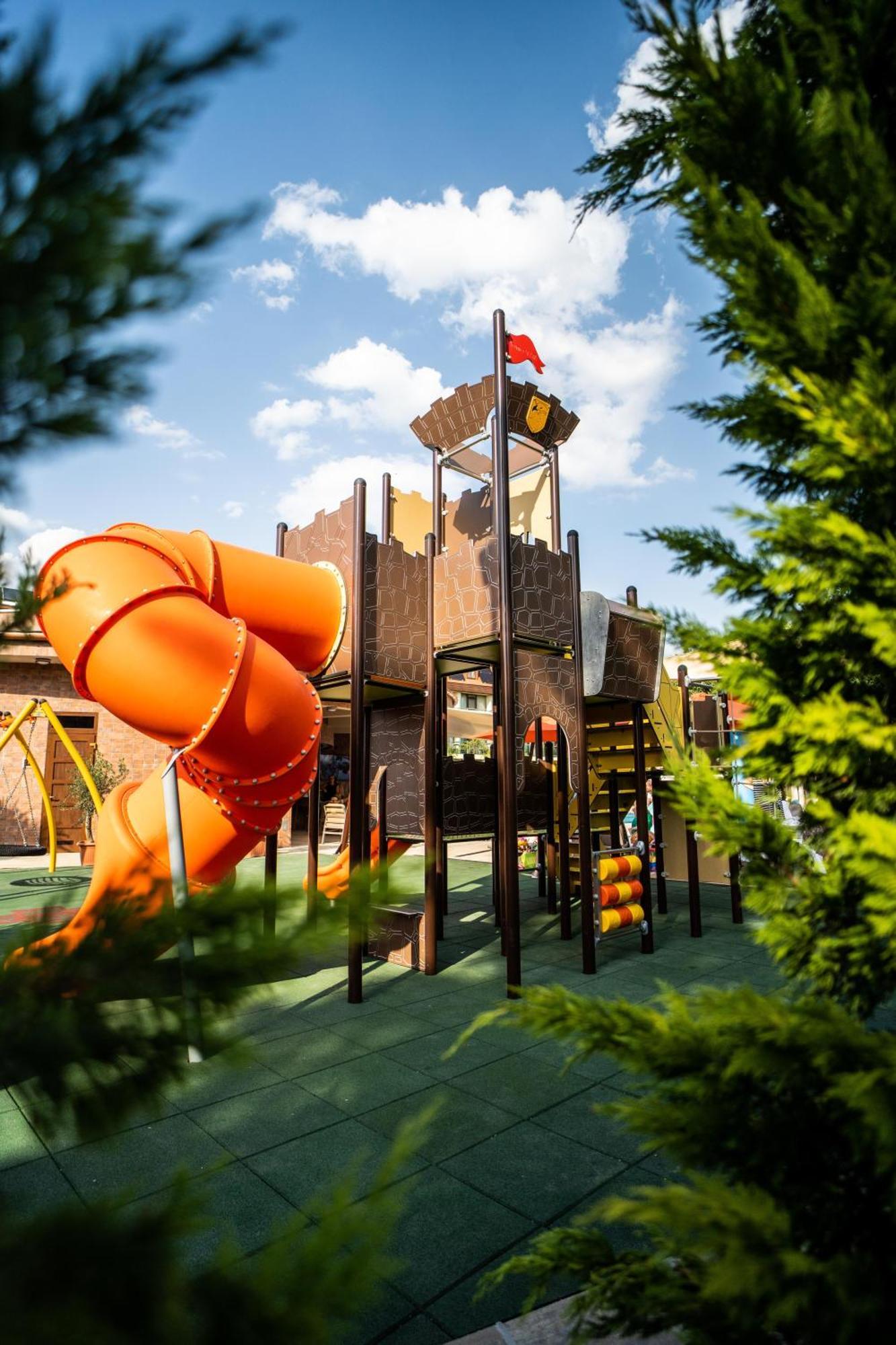 Wellness Hotel Gyula Exterior foto